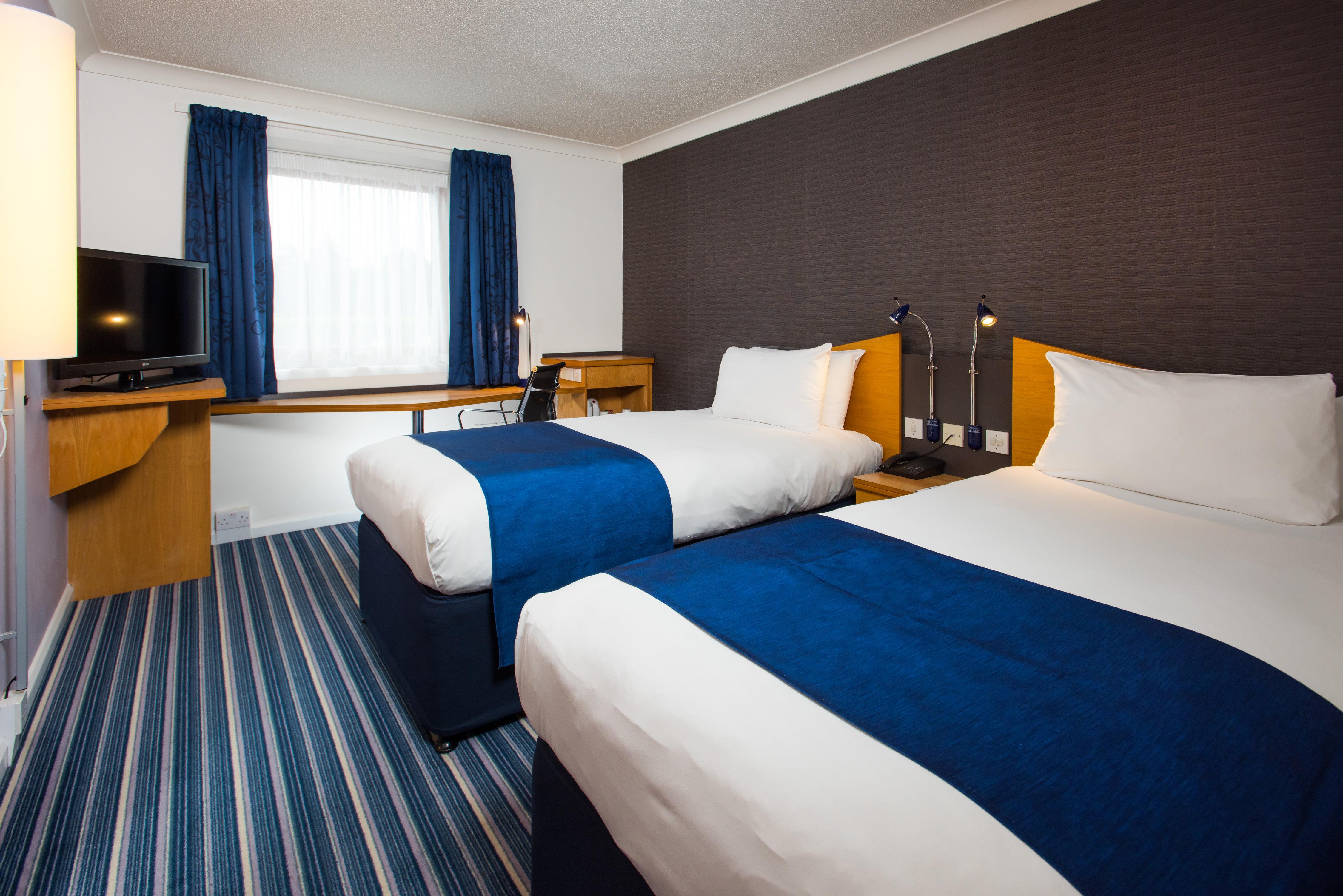 Holiday Inn Express Manchester East By Ihg Bagian luar foto