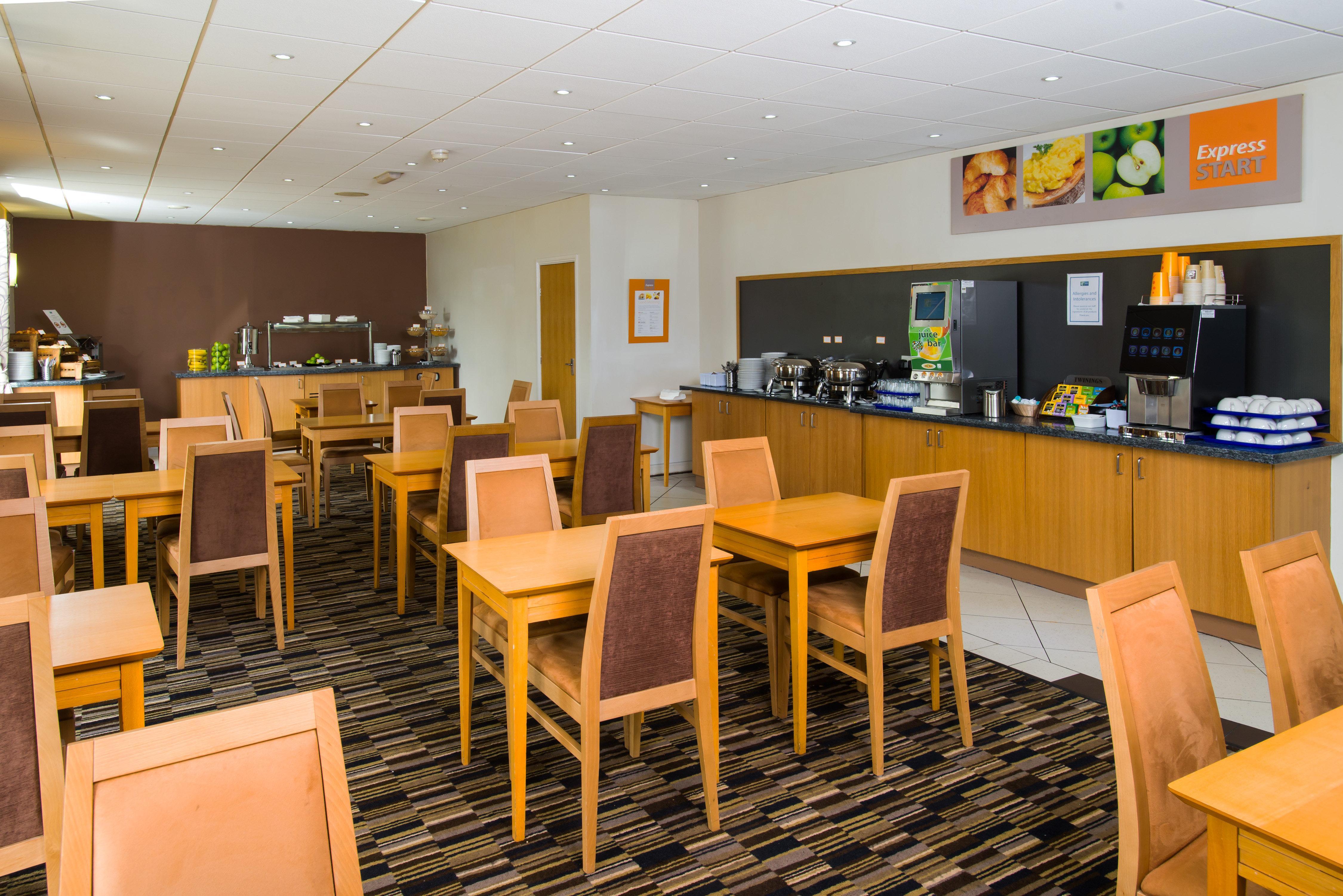 Holiday Inn Express Manchester East, An Ihg Hotel Bagian luar foto