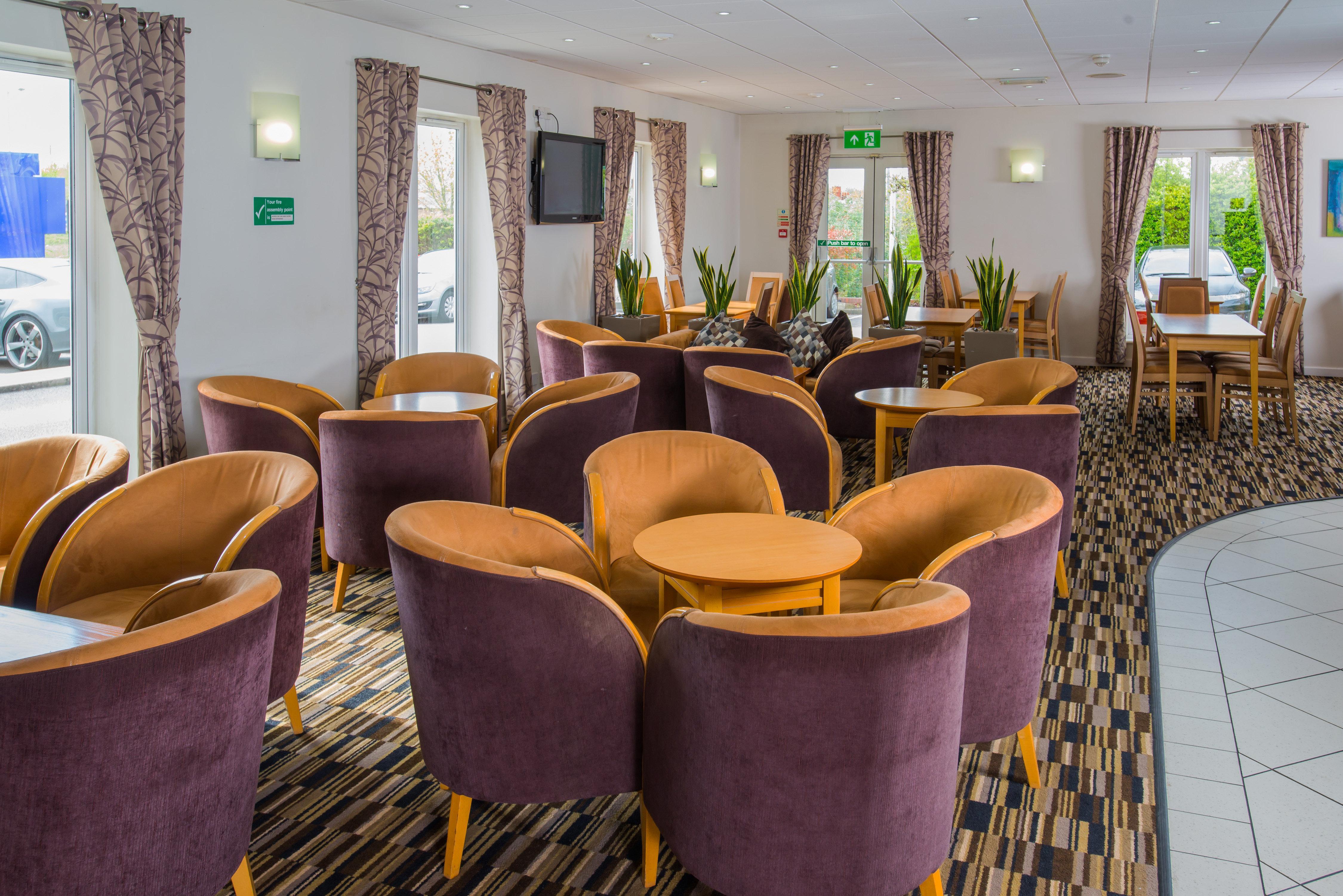 Holiday Inn Express Manchester East By Ihg Bagian luar foto